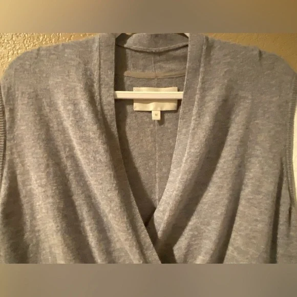 Brochu Walker V-Neck Sweater in Gray and White - Picture 3 of 5
